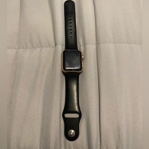 Series 3 38mm Rose Gold Apple Watch